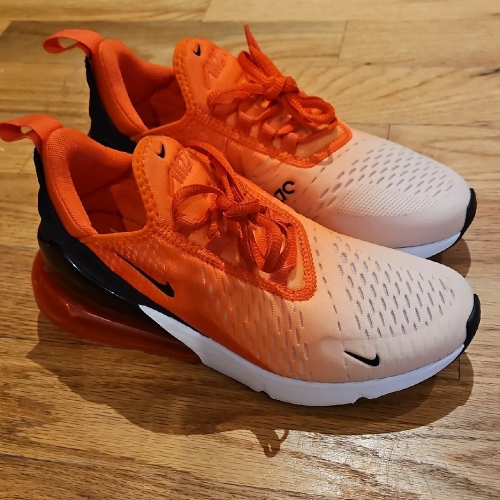 Nike Womans Orange Athletic Shoes